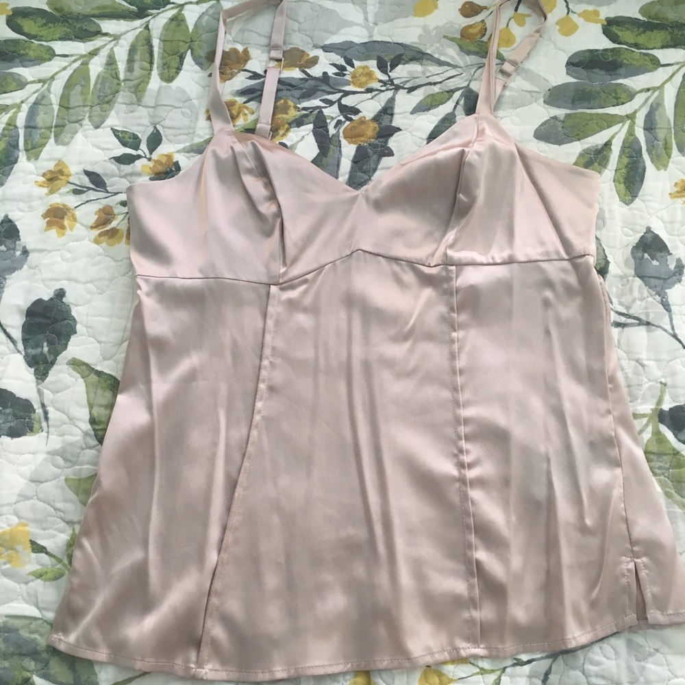 Bebe camisole top